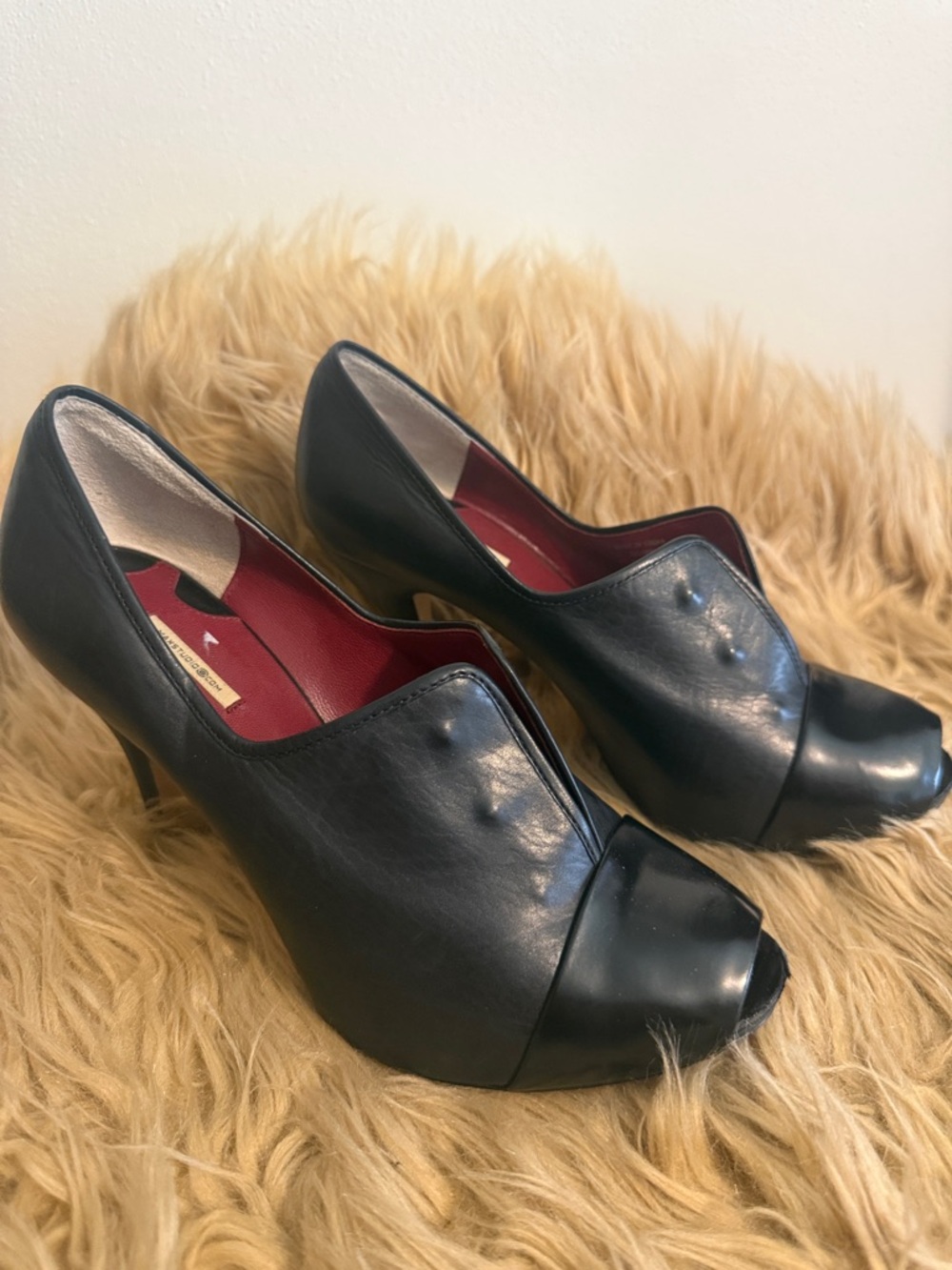 Maxstudio pumps